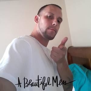 Meet your Posher, Dustin